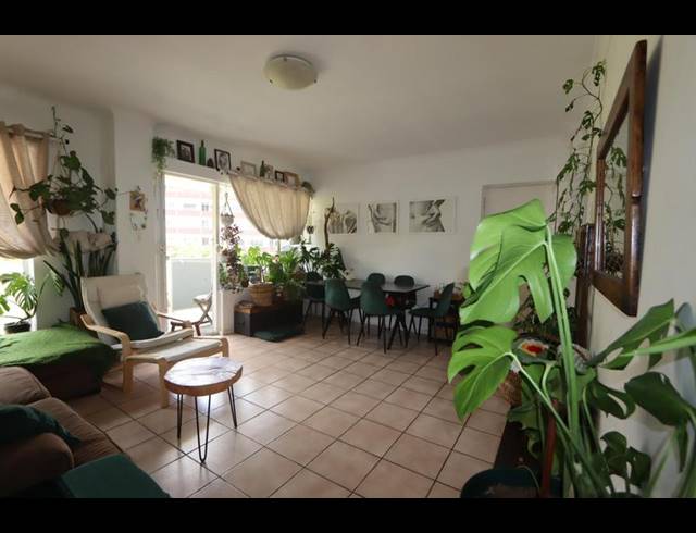 2 BEDROOM APARTMENT FOR SALE IN CLAREMONT